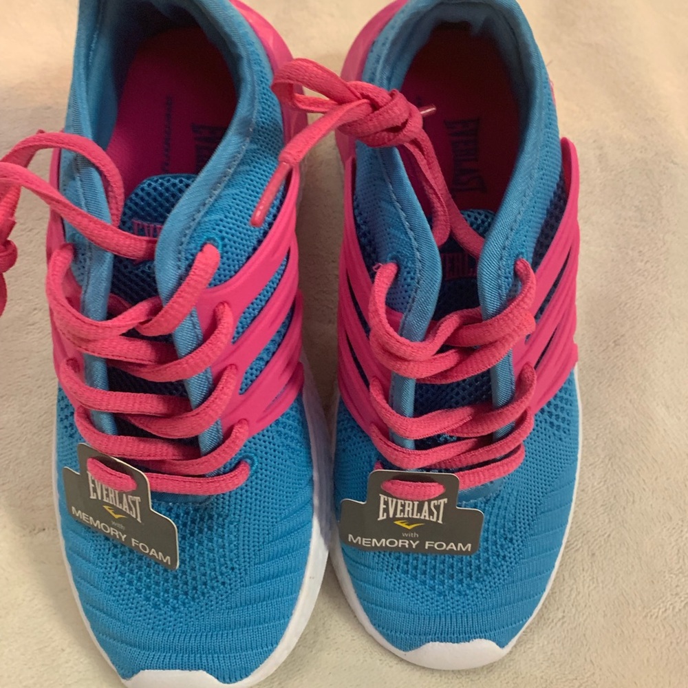 Everlast - Picture 3 of 6